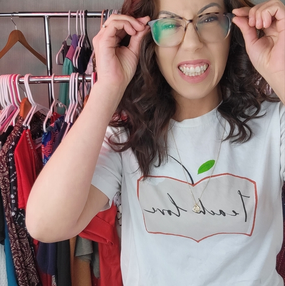 Meet your Posher, Amy - Picture 4 of 16